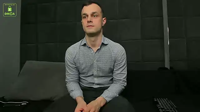 Snapshot of BrandonNorris chatting on December 27, 3:20 am BrandonNorris online show from December 27, 3:20 am