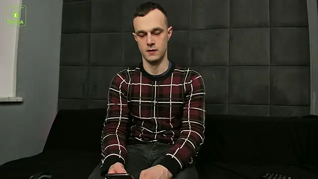 Snapshot of BrandonNorris chatting on February 5, 8:35 pm BrandonNorris online show from February 5, 8:35 pm