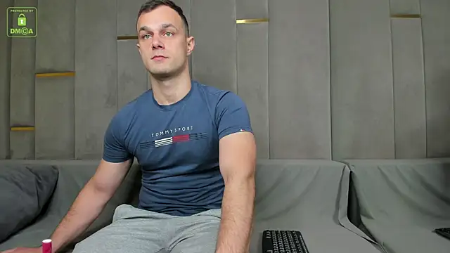 Snapshot of BrandonNorris chatting on October 3, 4:20 am BrandonNorris online show from October 3, 4:20 am