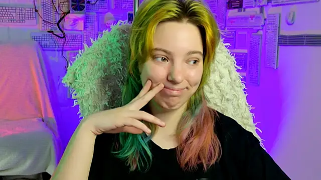 Snapshot of RocKStone_ chatting on February 25, 8:46 am RocKStone online show from February 25, 8:46 am