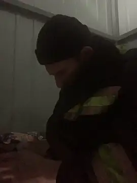 Snapshot of Boysex227 chatting on December 27, 8:13 am Boysex227 online show from December 27, 8:13 am