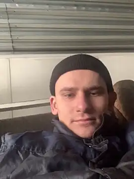 Snapshot of Boysex227 chatting on February 5, 8:00 am Boysex227 online show from February 5, 8:00 am