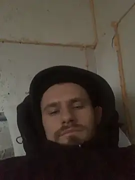 Snapshot of Boysex227 chatting on October 19, 4:13 am Boysex227 online show from October 19, 4:13 am