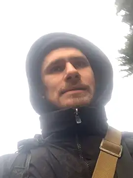 Snapshot of Boysex227 chatting on November 15, 6:11 am Boysex227 online show from November 15, 6:11 am