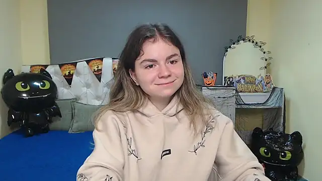 Snapshot of TinaRedly chatting on November 1, 6:21 pm TinaRedly online show from November 1, 6:21 pm