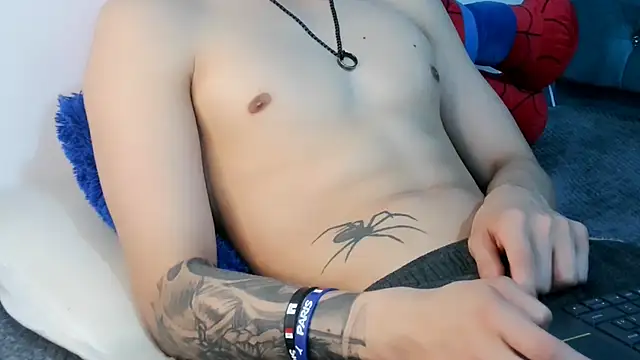  Thomas hot  online show from March 5, 4:41 am