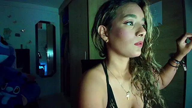 megan collins96 online show from April 20, 9:49 pm