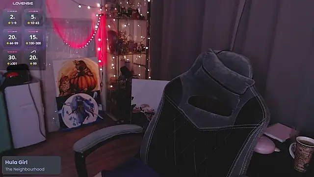 lissamuff online show from November 18, 5:06 pm