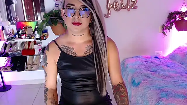 Laveneno ortiz07 online show from February 5, 12:04 am