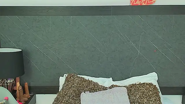 Snapshot of charlottebrowns_ chatting on January 25, 12:37 pm charlottebrowns  online show from January 25, 12:37 pm