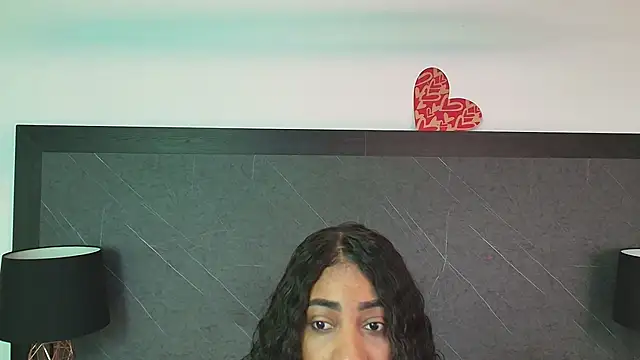 Snapshot of charlottebrowns_ chatting on February 8, 12:50 pm charlottebrowns  online show from February 8, 12:50 pm