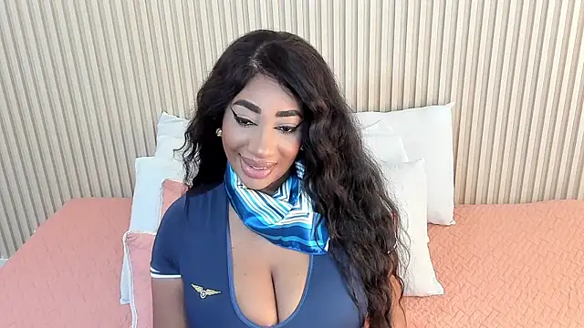 Snapshot of charlottebrowns_ chatting on October 4, 12:36 pm charlottebrowns  online show from October 4, 12:36 pm