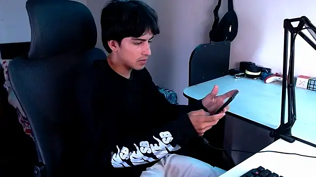 Thieves9 online show from January 25, 7:49 pm