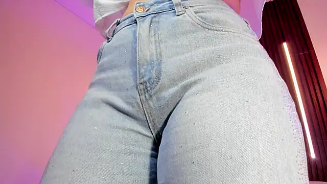 ArianaBaker online show from June 6, 12:54 pm
