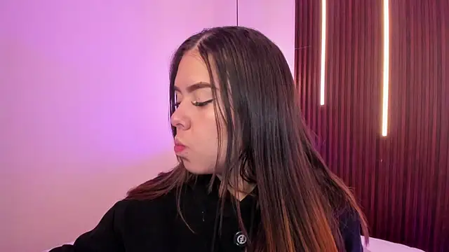 ArianaBaker online show from June 10, 12:59 pm