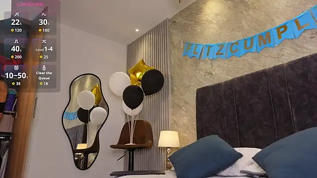 lola  sweetx online show from April 21, 10:10 am