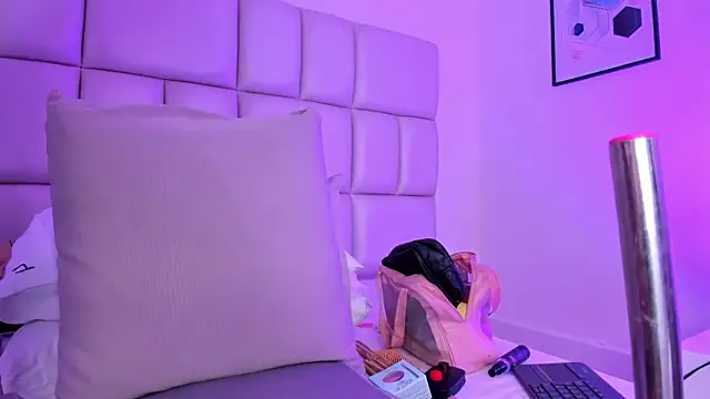 Snapshot of samantaramoos chatting on November 26, 3:18 am samantaramoos online show from November 26, 3:18 am