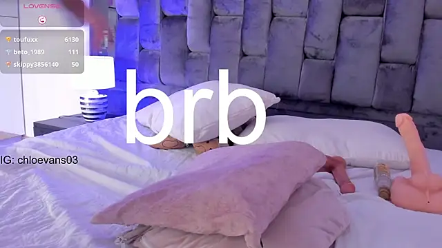 Chloe evans   online show from February 20, 10:26 pm