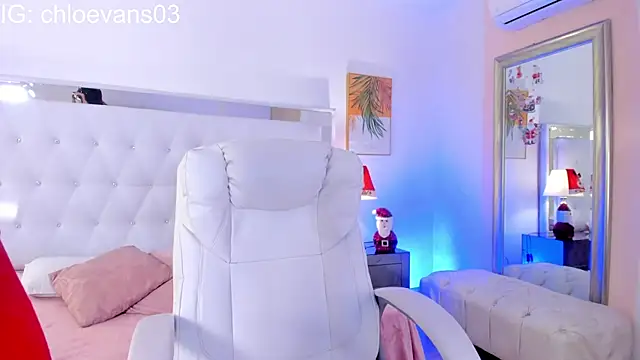 Chloe evans   online show from December 15, 11:36 am