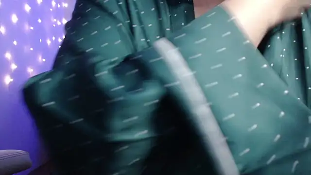 missdaniels online show from February 28, 5:15 am