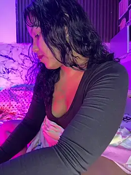 Loaysi online show from December 3, 2:27 pm