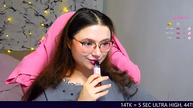 me  hanna online show from March 20, 10:18 pm