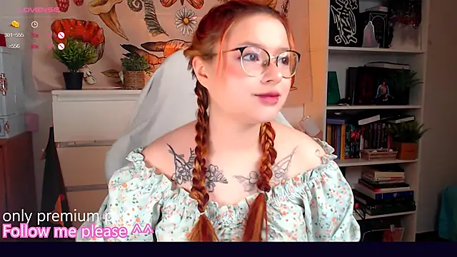 me  hanna online show from November 28, 1:08 am