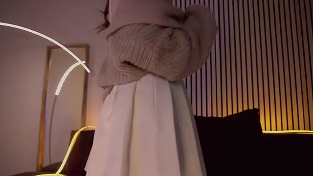 ELLIEJAY online show from January 17, 10:01 pm