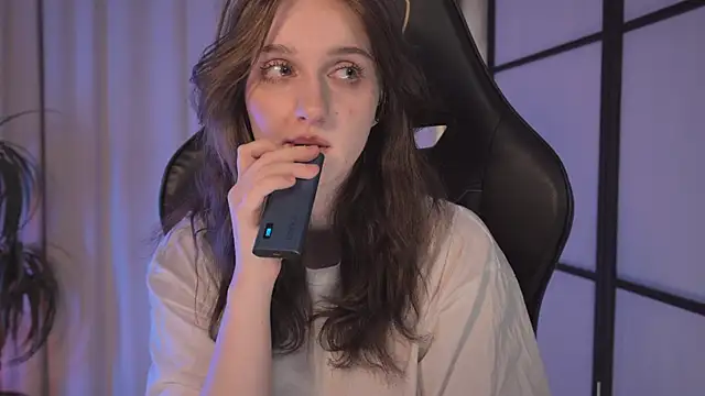 ELLIEJAY online show from February 23, 2:51 am