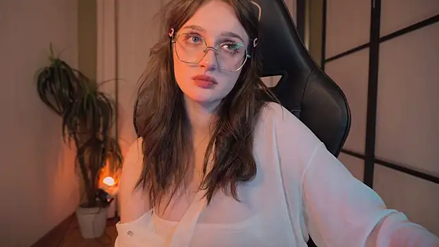 ELLIEJAY online show from February 26, 11:37 pm