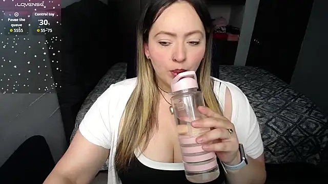 Valentina St online show from April 17, 9:18 pm