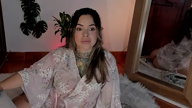 yandracelisofficial online show from February 25, 1:20 am