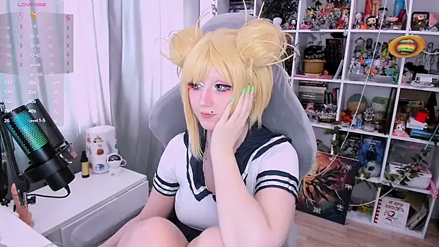 ohclementine online show from April 15, 9:38 am