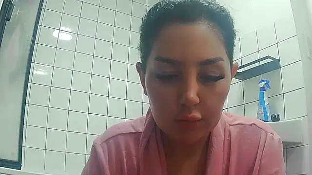 magical mia online show from November 28, 11:13 am