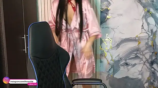 LissaWiild online show from April 21, 1:42 am