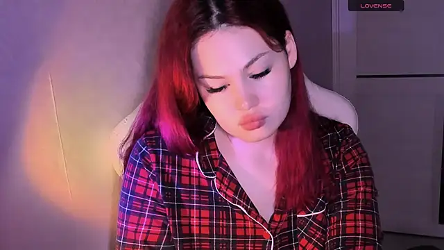 MissClarks online show from April 23, 5:15 pm