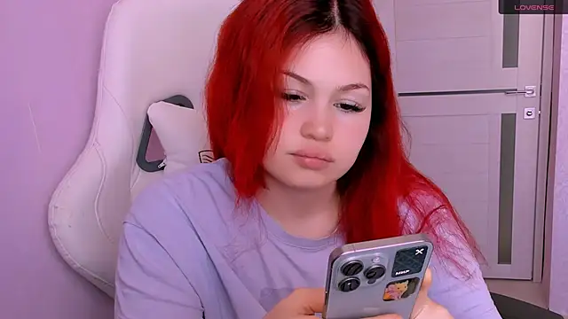 MissClarks online show from May 26, 12:34 pm