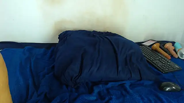 FAT ASS27 online show from December 22, 6:49 pm