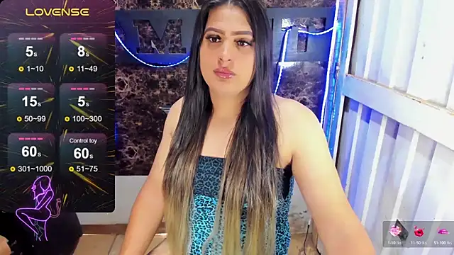 blonde girl01 online show from March 12, 4:13 pm