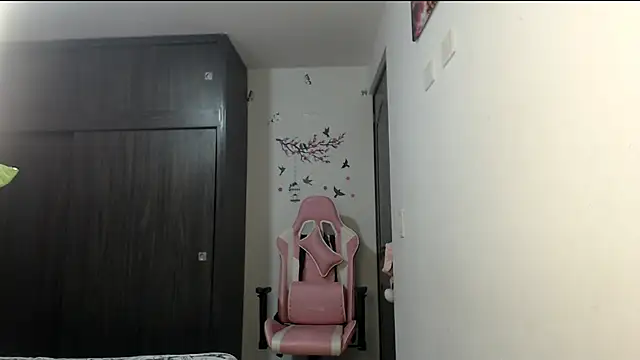 Mindy James1 online show from April 23, 9:08 am