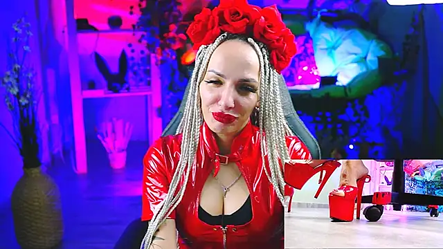 Snapshot of MonicaMaxwel chatting on March 19, 12:01 pm MonicaMaxwel online show from March 19, 12:01 pm