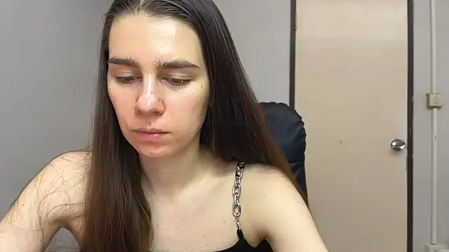 Snapshot of SassyJessi chatting on November 11, 4:12 am SassyJessi online show from November 11, 4:12 am