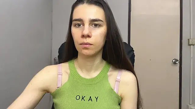 Snapshot of SassyJessi chatting on November 14, 4:11 am SassyJessi online show from November 14, 4:11 am