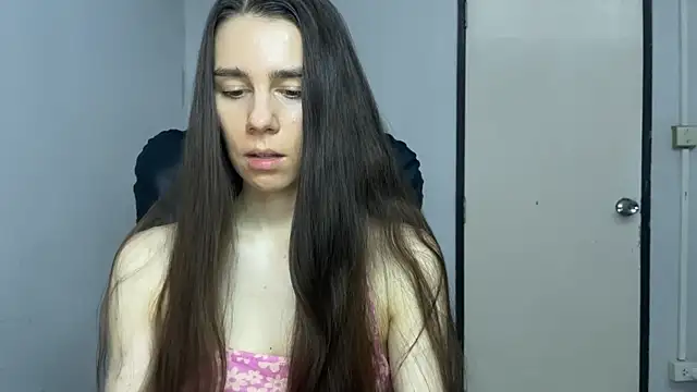 SassyJessi online show from April 22, 4:15 am