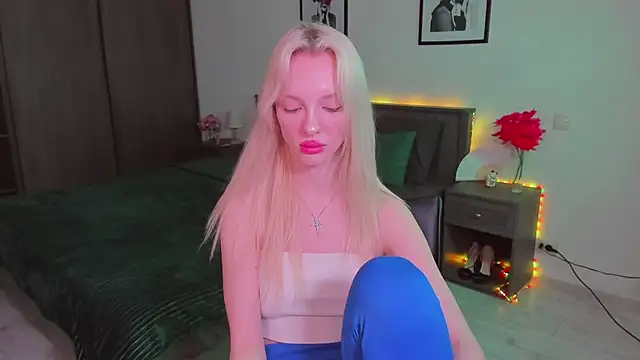 AleksaBlonde online show from February 1, 2:45 pm