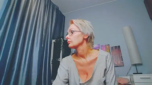 HelgaHimmell online show from March 13, 2:49 am