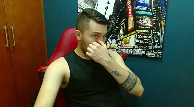 Snapshot of Airon_Blade chatting on December 29, 9:30 pm Airon Blade online show from December 29, 9:30 pm