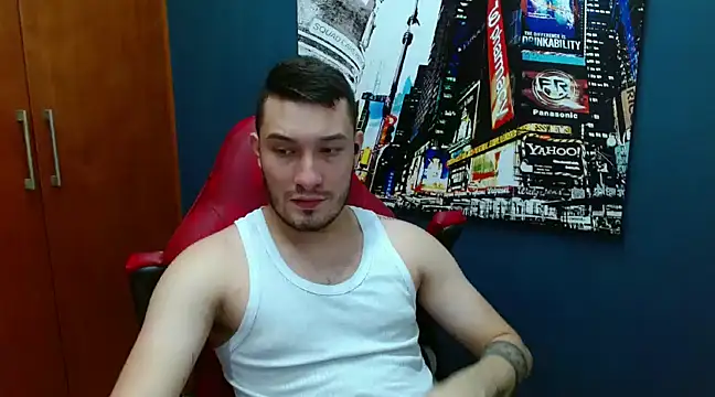 Snapshot of Airon_Blade chatting on December 30, 10:34 pm Airon Blade online show from December 30, 10:34 pm