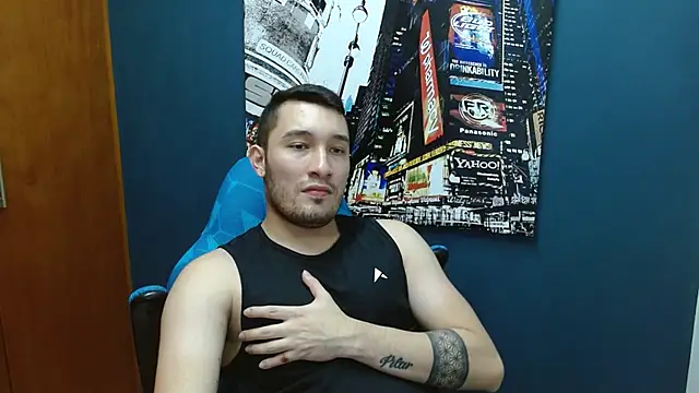 Snapshot of Airon_Blade chatting on January 24, 9:58 pm Airon Blade online show from January 24, 9:58 pm