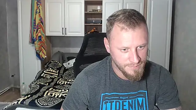 ANGELALEXYNO2024 online show from November 2, 6:10 pm